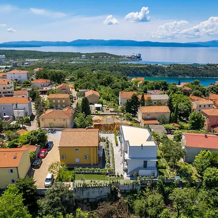 Appartments Adriatic Omisalj