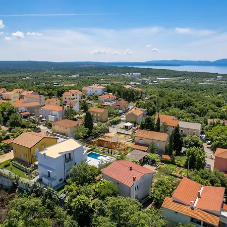 Appartments Adriatic 4* Omisalj